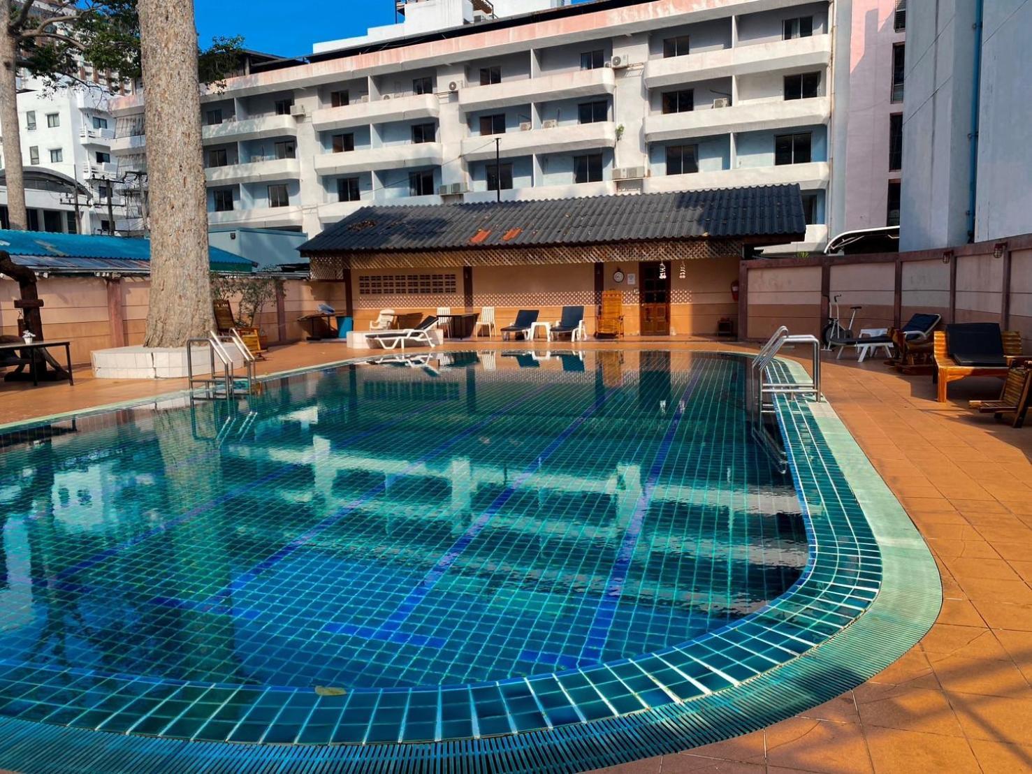 Hotel Pattaya Beach Екстериор снимка