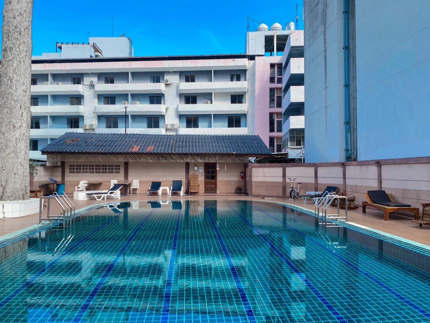Hotel Pattaya Beach Екстериор снимка