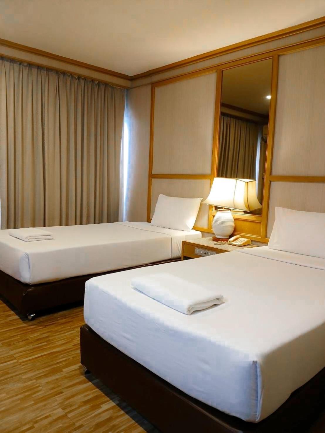 Hotel Pattaya Beach Екстериор снимка