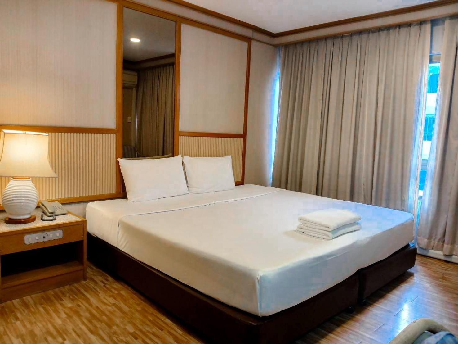 Hotel Pattaya Beach Екстериор снимка