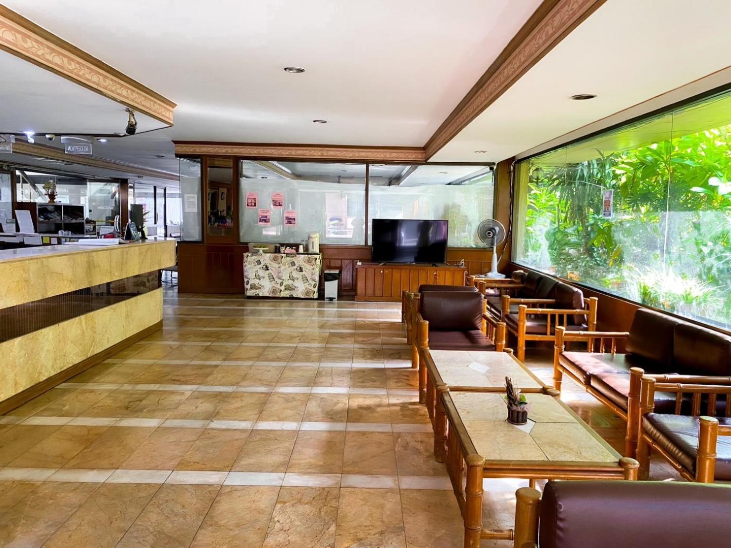 Hotel Pattaya Beach Екстериор снимка