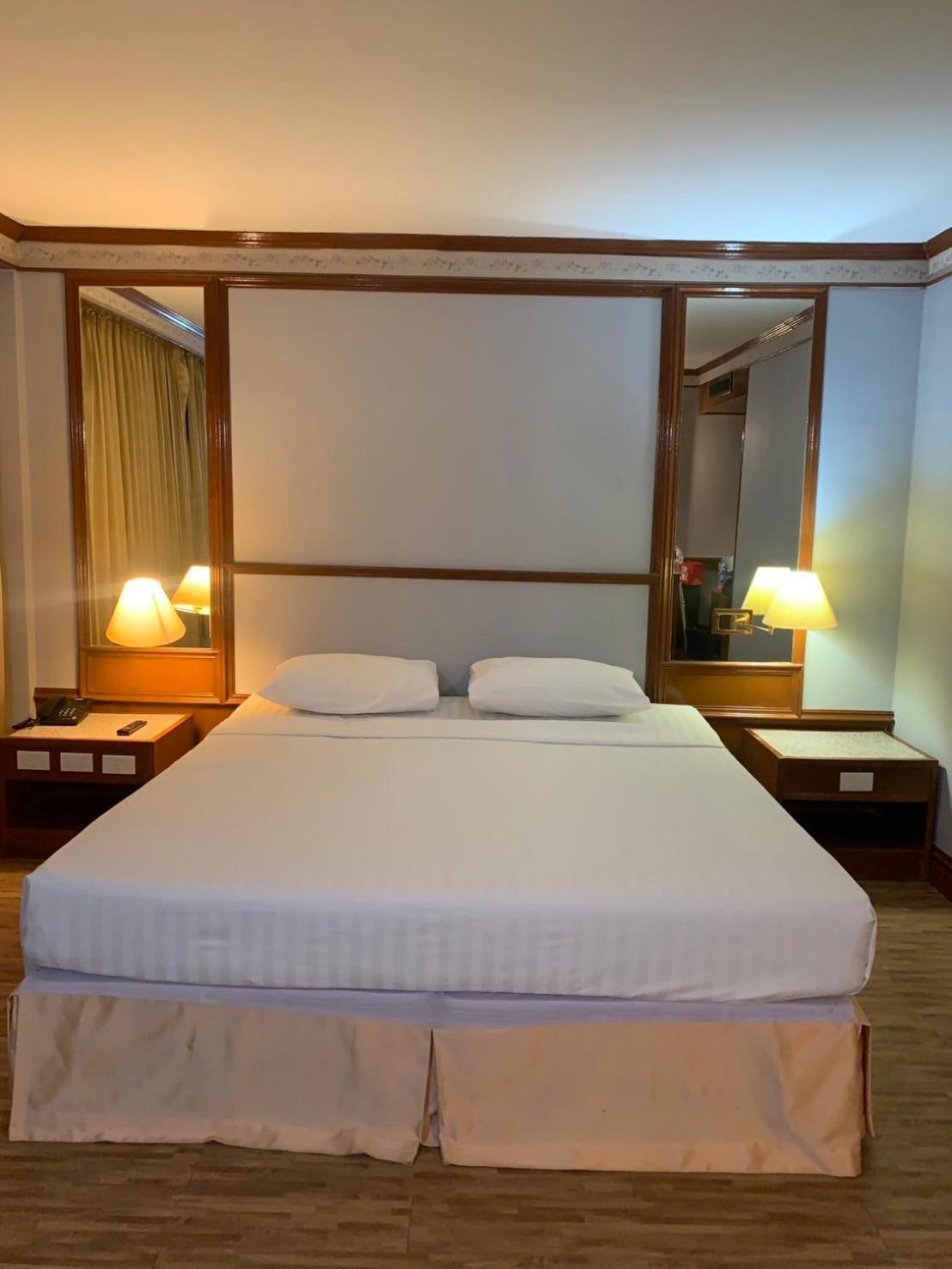 Hotel Pattaya Beach Екстериор снимка